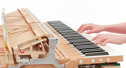 ヤマハ　N1X N1X - Overview - AvantGrand - Products - Pianos - Yamaha - Canada