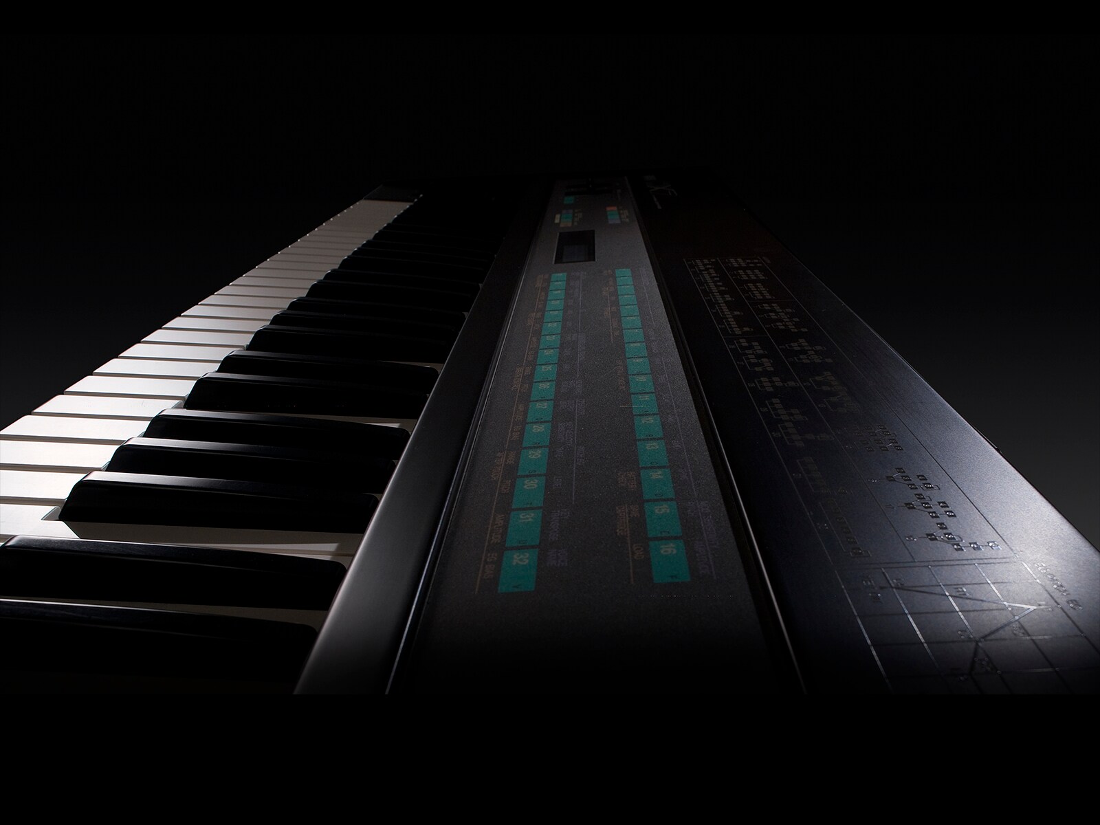 Genos2 - Overview - Arranger Workstations - Products - Keyboard
