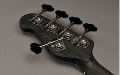 Close-up of lightweight tuners on BB735A