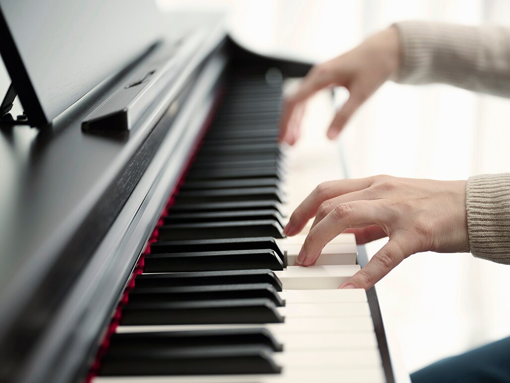 ARIUS - Products - Pianos - Yamaha - Canada - English