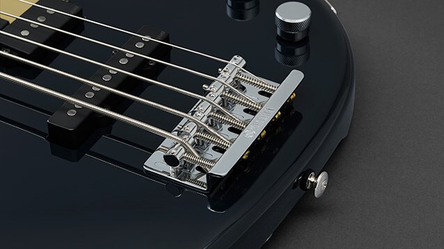 BB Series - Overview - Electric Basses - Products - Guitars