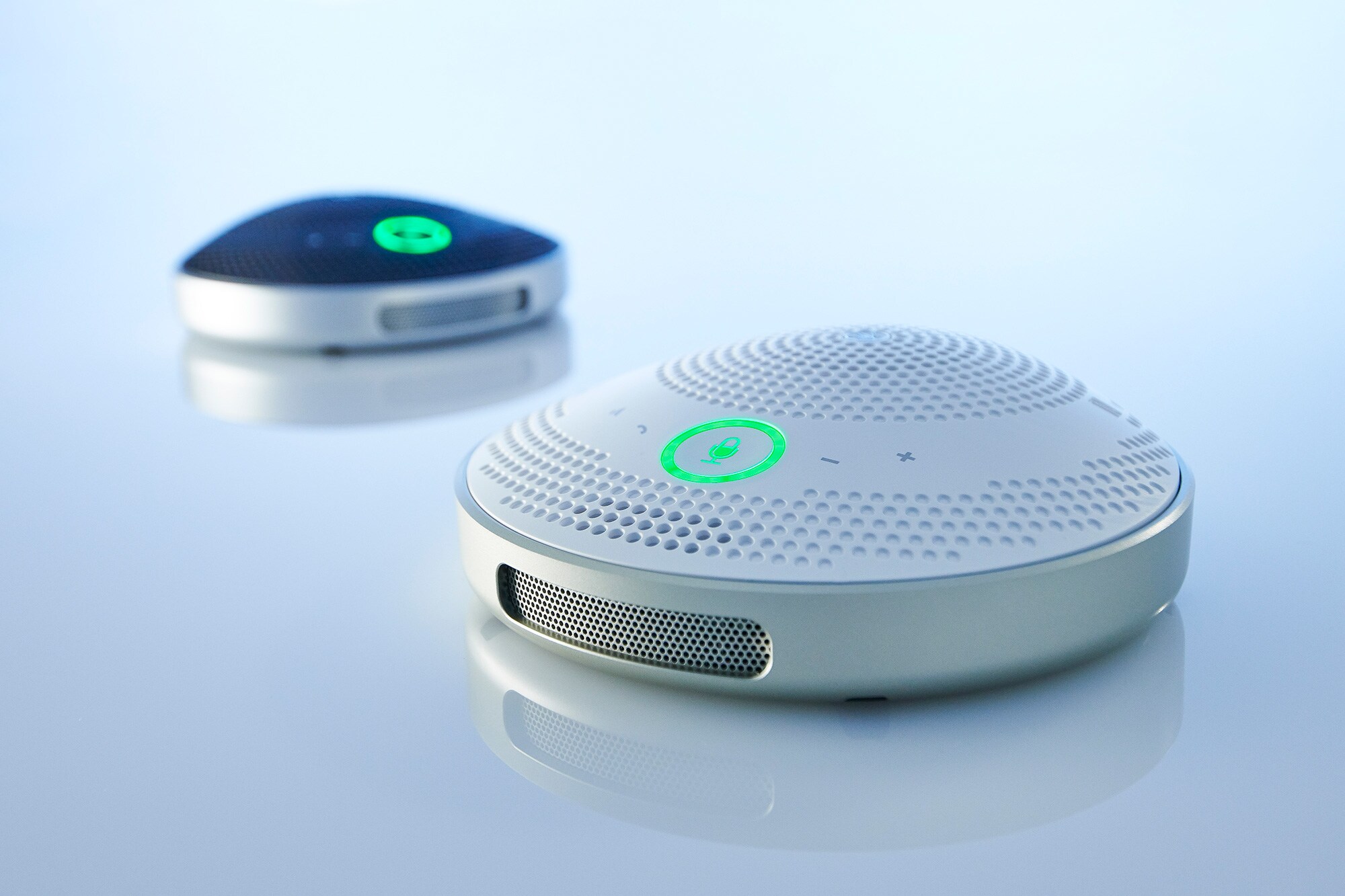 YVC-200 - Overview - Speakerphones - Products - Communication