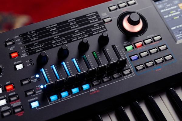 Image showing the CONTROL feature with the full control panel including the Super Knob