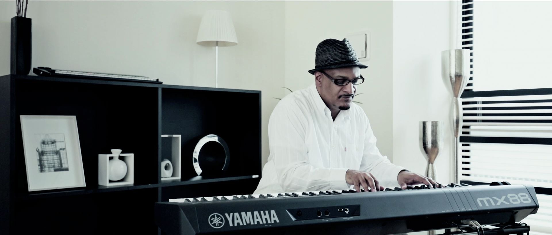 YAMAHA MX88 シンセサイザー MX88 - Overview - Synthesizers - Synthesizers & Stage Pianos