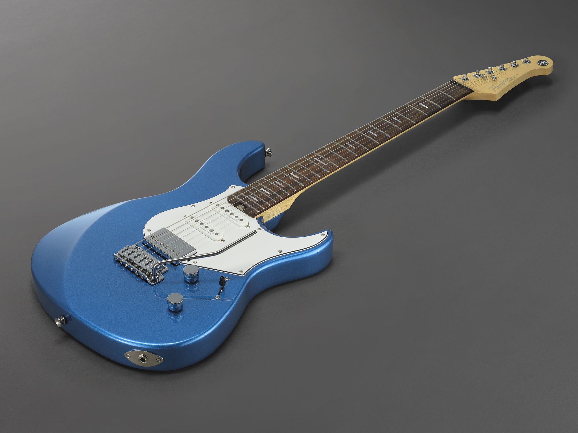 Yamaha Pacifica 112LH　レフティ Pacifica - Pacifica Professional - Electric Guitars