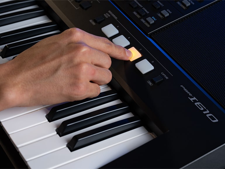 Performance using sampling pads on the PSR-I610