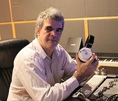 "For the final check after mastering, the HPH-MT7 headphones will satisfy all the requirements that an audio engineer would expect from high-quality headphones. The similarities in the sound field, EQ, and ambience make them comparable to the top monitors in the market in these aspects—even with subs."
