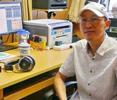 "I'm impressed by the realistic sound of the HPH-MT7 headphones. They let you hear the sound how it truly is, and give you a better reference to work from. If the sound from MT7s is brilliant, you can be sure the sound is brilliant. If the sound is terrible, then you have to adjust your equipment—the MT7s never lie. That is what makes me trust them."