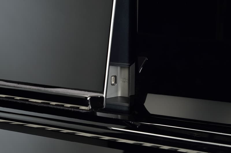 USB TYPE C CONNECTION