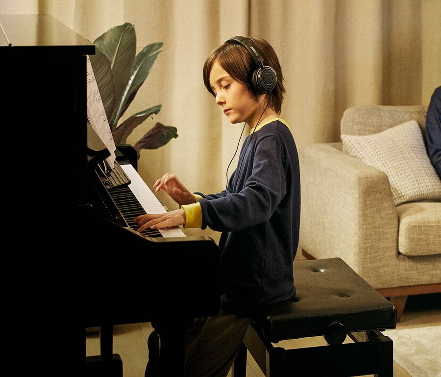 JU/JX series - Overview - Upright Pianos - Products - Pianos