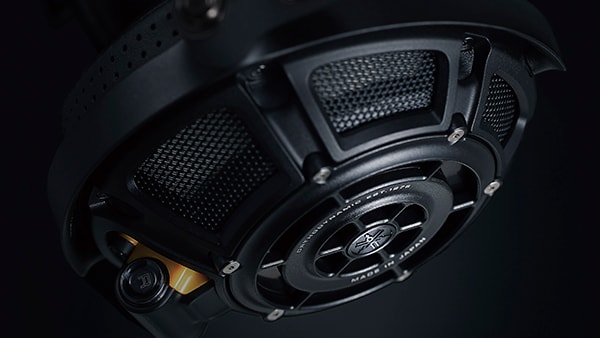 Yamaha YH-5000SE flagship headphones featuring ORTHODYNAMIC™ driver