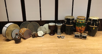 Tambours et percussions
